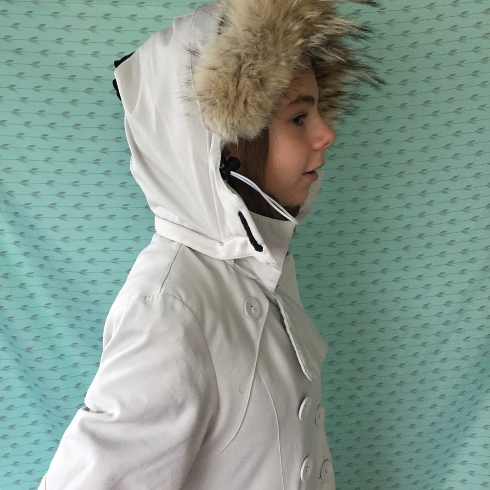 Nobis Cream light Grey button down jacket fur trim